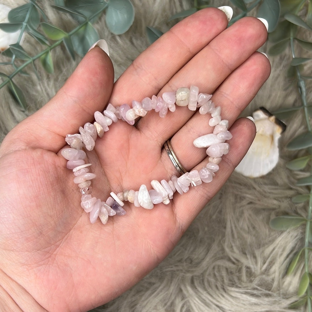 Kunzite siru rannekoru